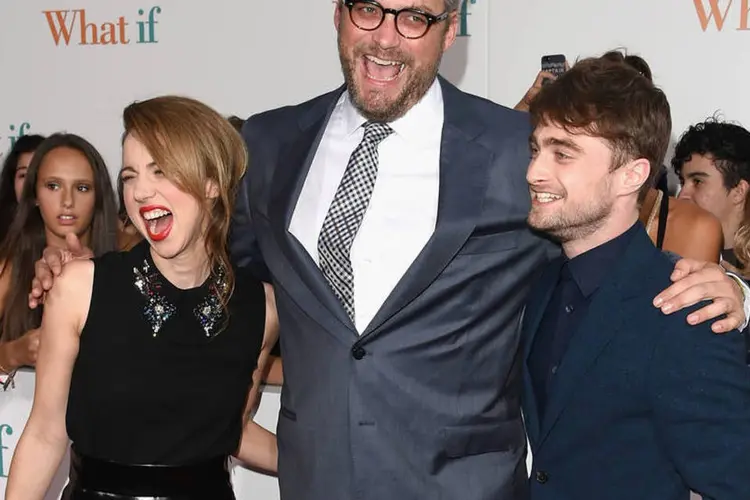 Zoe Kazan, Michael Dowse e Daniel Radcliffe durante a pré-estreia do filme "Será Que?", em Nova York (Andrew H. Walker/Getty Images)
