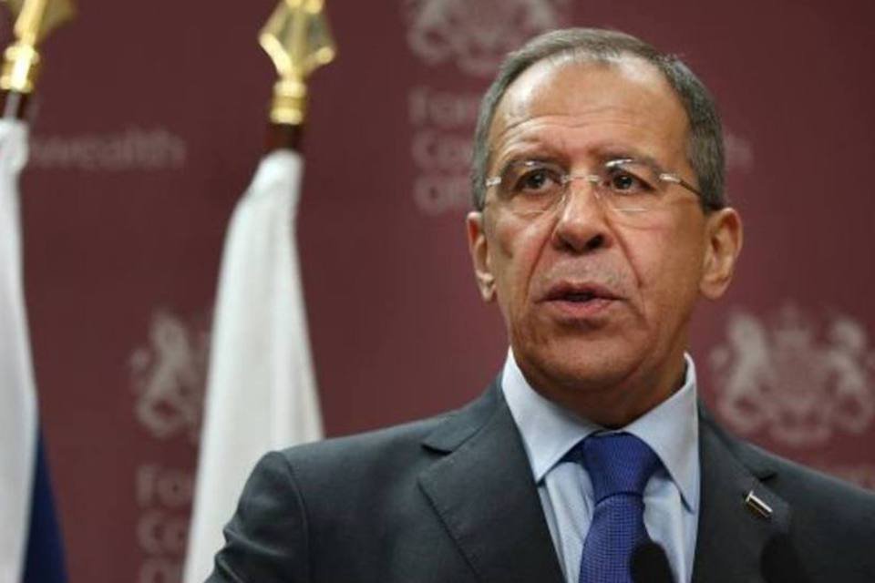 Lavrov adverte a Kiev que utilizar força minaria reunião