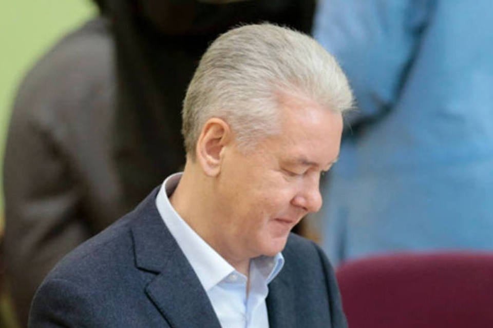 Início de apuração mostra que aliado de Putin será eleito