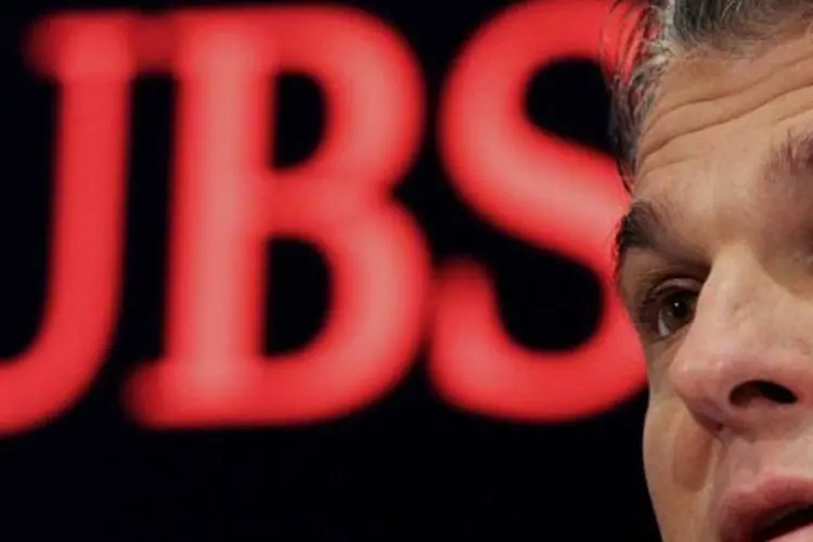 
	Sergio Ermotti, CEO do banco UBS: os contribuintes financiaram um resgate de 6 bilh&otilde;es de francos do banco em 2008
 (Arnd Wiegmann/Reuters)