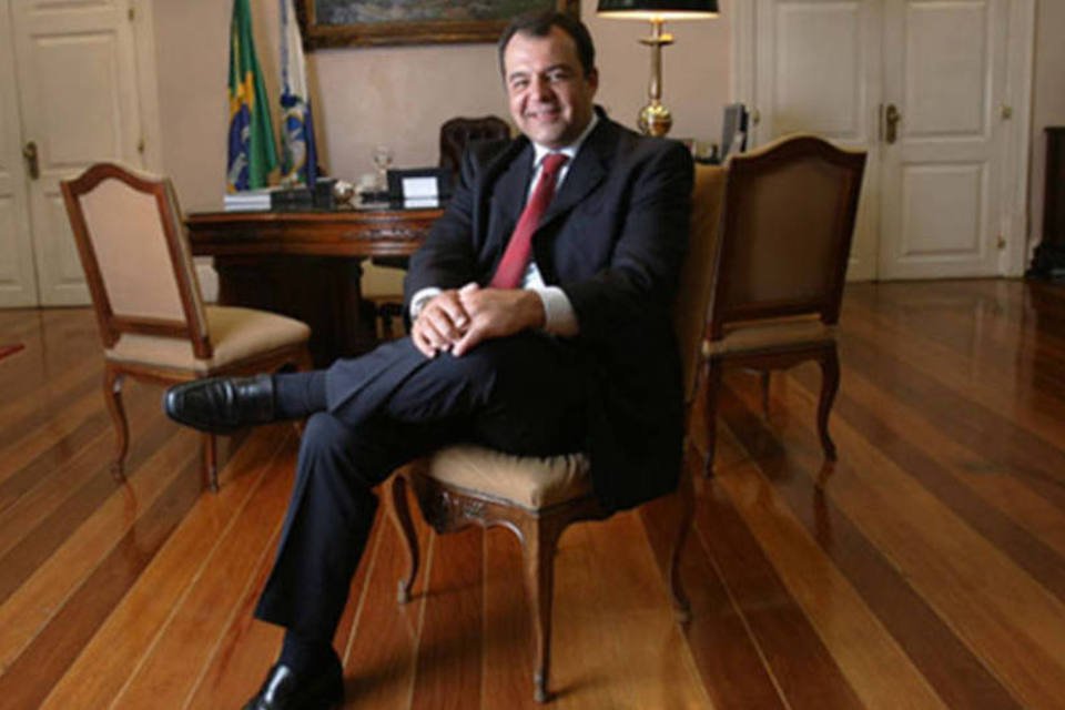 Após crise, Cabral dobra gastos com publicidade