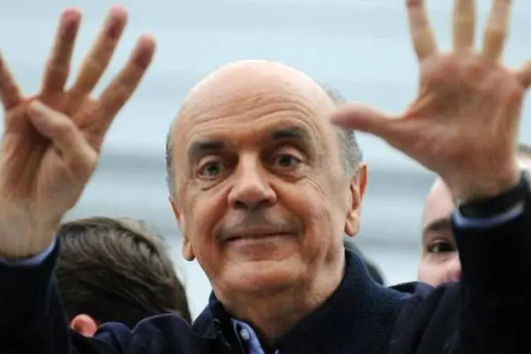 
	Jos&eacute; Serra: &quot;n&atilde;o sei quem falou que estou saindo do PSDB. N&atilde;o sei de onde vieram essas especula&ccedil;&otilde;es&quot;, declarou
 (Fabio Rodrigues Pozzebom/ABr)