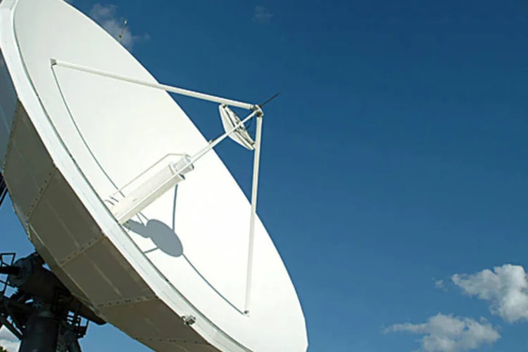 
	Sat&eacute;lite: o Sat&eacute;lite Geoestacion&aacute;rio de Defesa e Comunica&ccedil;&otilde;es Estrat&eacute;gicas est&aacute; sendo fabricado na Fran&ccedil;a desde janeiro de 2014 e o lan&ccedil;amento deve ocorrer entre dezembro de 2016 e fevereiro de 2017
 (Divulgação/SES)
