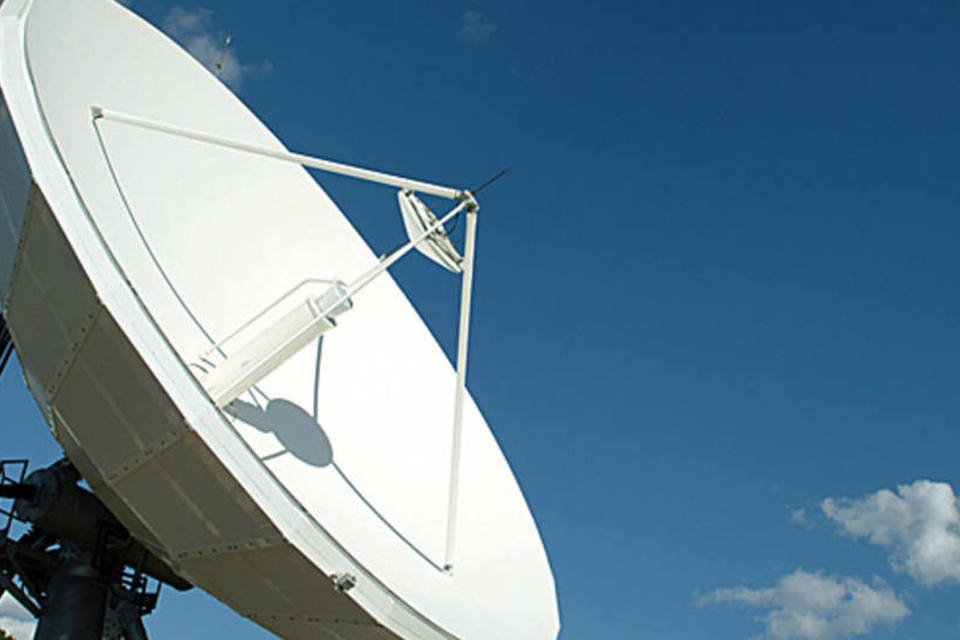 Satélite vai permitir universalização da banda larga