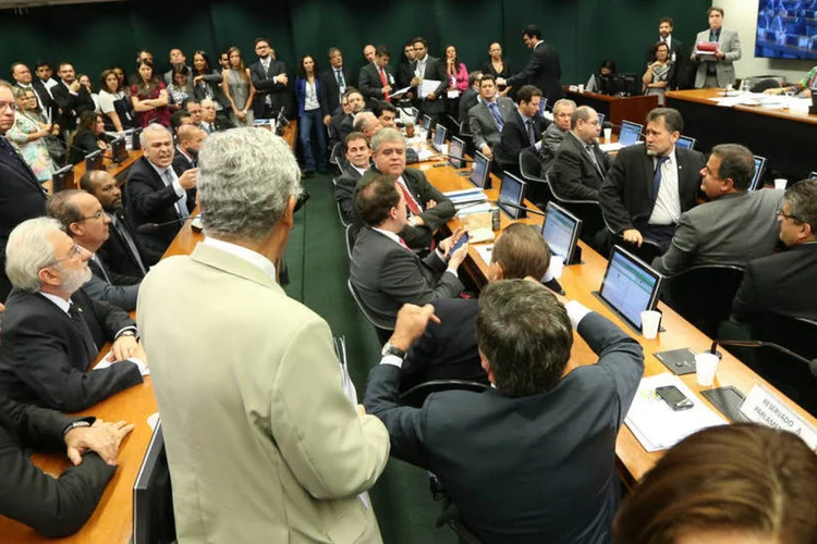 
	Conselho de &Eacute;tica da C&acirc;mara: sess&atilde;o marcada pela procrastina&ccedil;&atilde;o e por agress&otilde;es
 (Lula Marques/Agência PT)