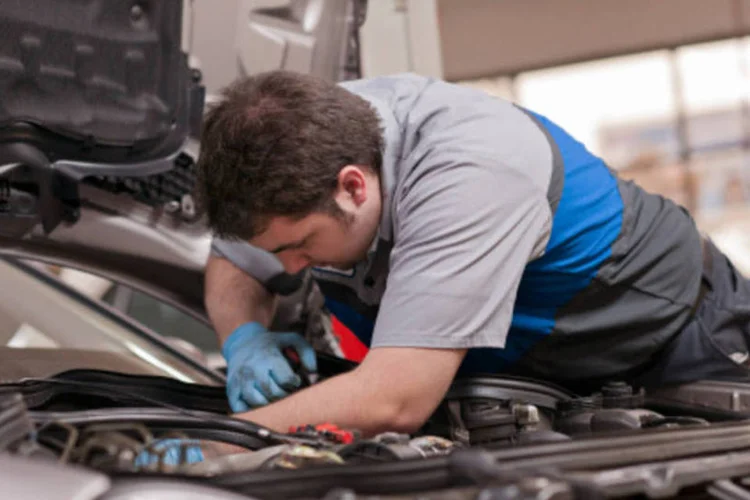 
	Setor de servi&ccedil;os: PMI de servi&ccedil;os apurado pelo Markit recuou a 48,2 em outubro, ap&oacute;s marcar 51,2 em setembro
 (Reza Estakhrian/Getty Images)