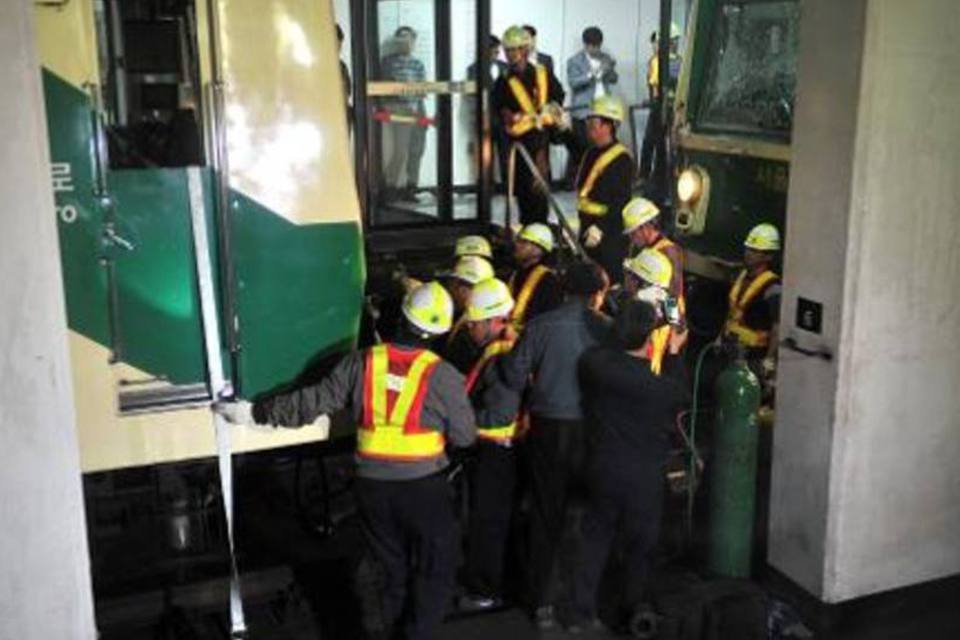 Colisão entre trens do metrô deixa 170 feridos em Seul