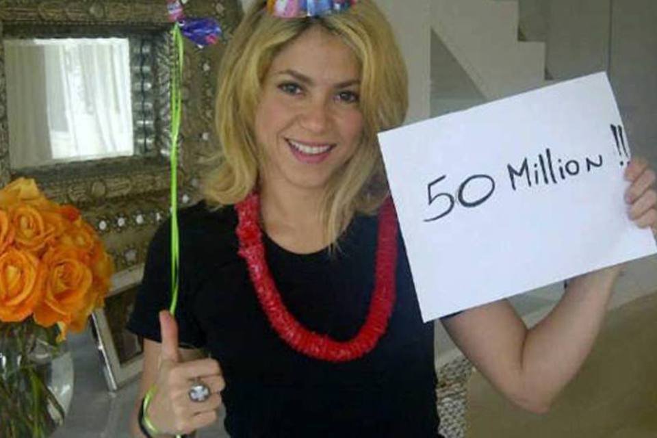 ''Wow! 50 milhões no Facebook. Isto é incrível. Muito obrigado por seu carinho! Um beijo'', escreveu a artista na rede social (Divulgação/Facebook)