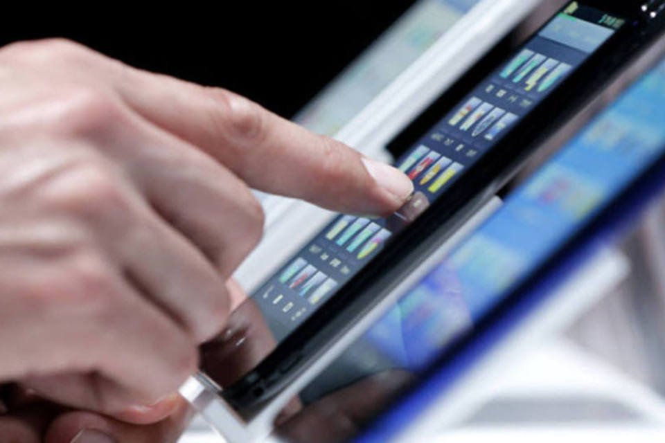 País acaba agosto com 268,44 mi de celulares, diz Anatel