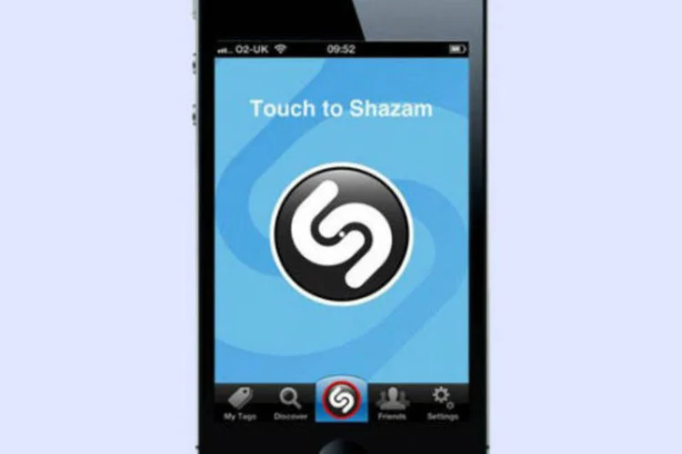 iPhone com o Aplicativo Shazam (Foto/Divulgação)