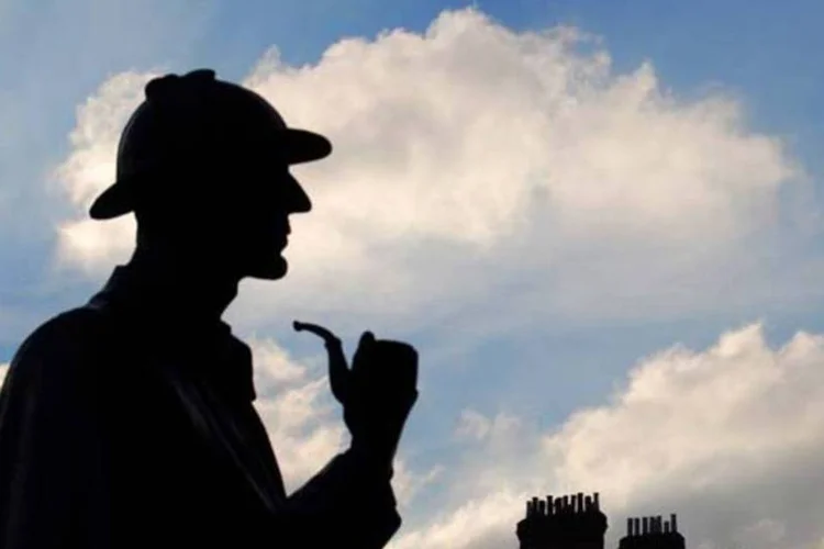 
	Est&aacute;tua do Sherlock Holmes: a s&eacute;rie &eacute; inspirada nas obras de Sir Arthur Conan Doyle na Londres moderna e se tornou fen&ocirc;meno desde sua estreia, em 2010
 (Marija Gjurgjan/SXC)