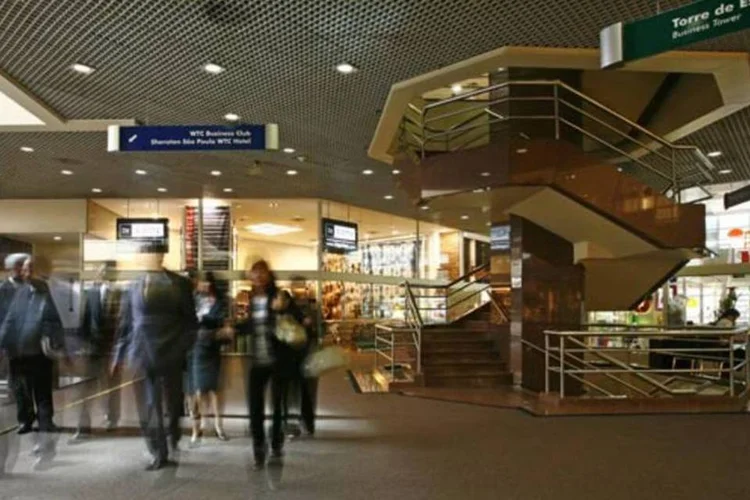 
	Shopping: a capital paulista seguiu o padr&atilde;o nacional e mostrou queda de 2,7% nas vendas na semana que antecedeu o Natal
 (Sydnei Tuma/Viagem e Turismo)