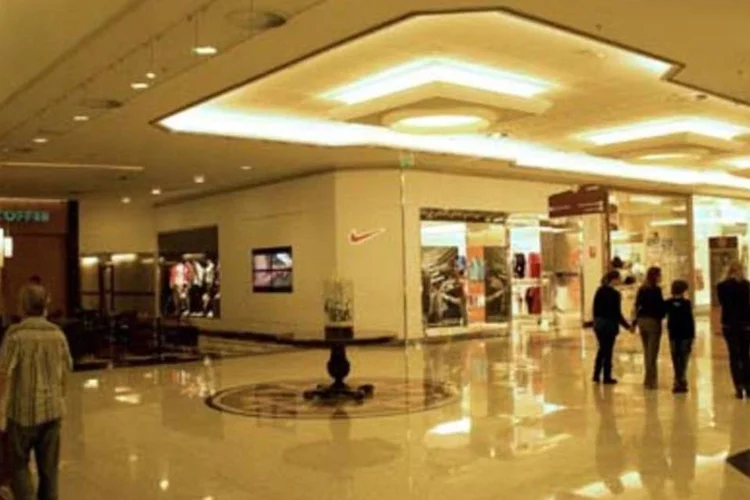 Aumento da renda, do emprego formal e do crédito sustentam o otimismo da indústria e do comércio (.)