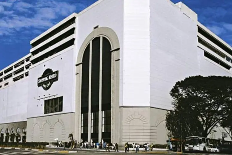 O shopping Metrô Santa Cruz, em São Paulo: JHSF planeja levantar R$ 200 milhões com a venda do empreendimento (.)