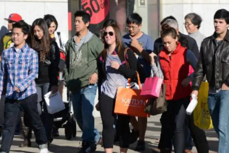 
	Shopping center em Glendale, Calif&oacute;rnia: &iacute;ndice de pre&ccedil;os para os gastos com consumo pessoal subiu 0,1% em setembro, na metade do ritmo de agosto
 (AFP)