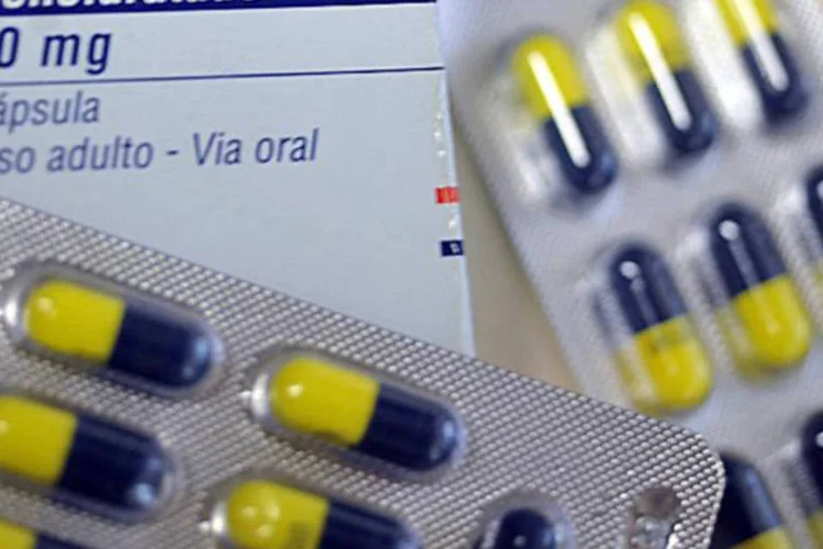 
	Sibutramina: desde dezembro de 2011, o medicamento, indicado para tratamento de obesidade, tem regras mais r&iacute;gidas para prescri&ccedil;&atilde;o. Os efeitos colaterais tamb&eacute;m passaram a ser acompanhados.
 (Marcello Casal Jr/ABr)