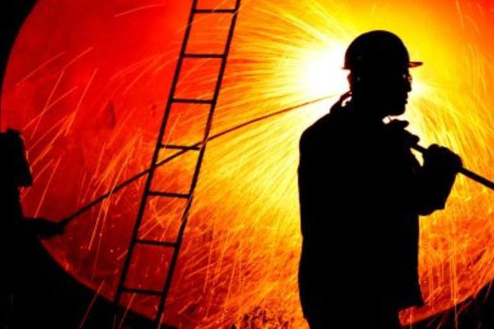 Siderúrgicas brasileiras reduzem preços no 2º semestre