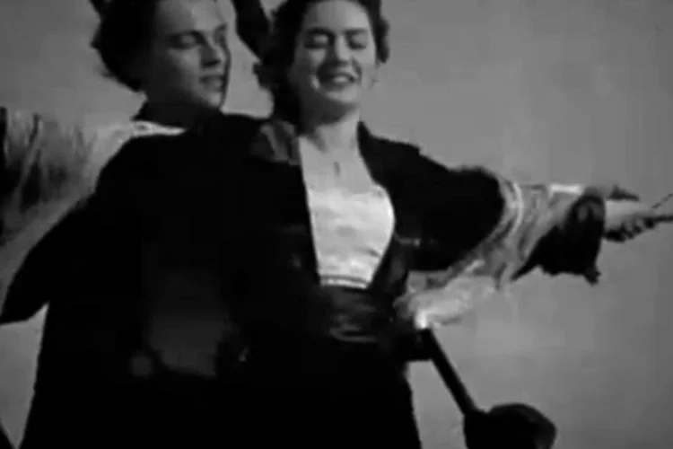 O Silent Film Director transformar qualquer vídeo no iPhone, iPad ou iPod Touch num filme de época (Reprodução)