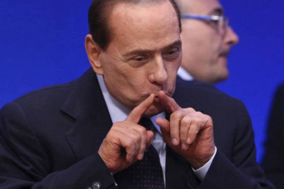 Berlusconi tentará convencer Conselho Europeu sobre reforma