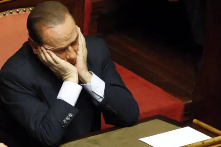 
	Silvio Berlusconi: o julgamento come&ccedil;ar&aacute; na pr&oacute;xima 3&ordf; em N&aacute;poles e trata-se da primeira vez na hist&oacute;ria recente da It&aacute;lia que o Senado se apresenta como parte civil
 (Alessia Pierdomenico/Bloomberg)