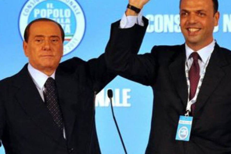 Berlusconi confirma que não será candidato à reeleição