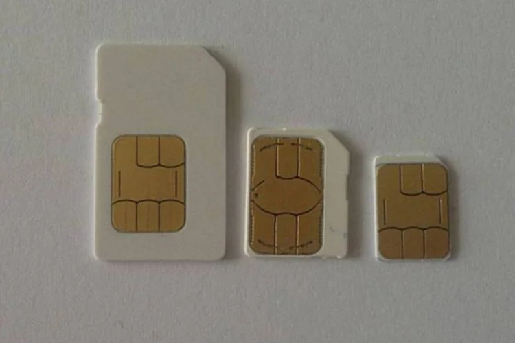 
	SIMcards: a Proteste diz que atendentes de lojas dizem n&atilde;o ter o microchip, insistindo para a contrata&ccedil;&atilde;o de um plano p&oacute;s-pago
 (Wikimedia Commons/ Bidouille82)