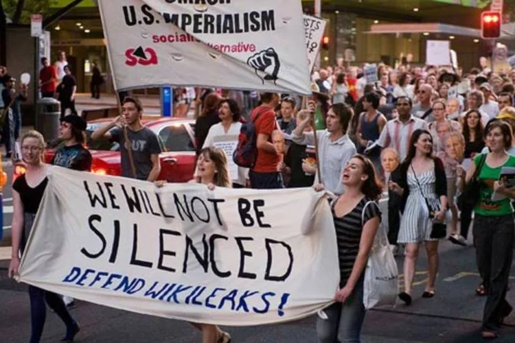 O Amazon foi um dos sites atacados pelos apoiadores do WikiLeaks (Marc Grimwade/Getty Images)