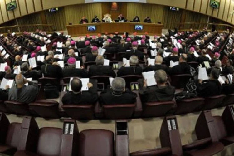 Reunidos no Vaticano, bispos para o Oriente Médio pediram o fim da ocupação israelense em "territórios árabes" (Osservatore Romano/AFP)