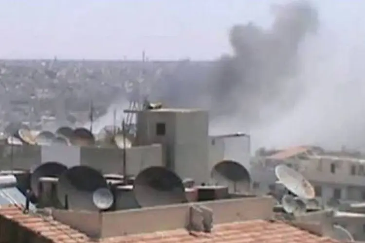 Ataques das forças governamentais: Faisal al Hamwi declarou que "a crise na Síria é uma verdadeira guerra" (Youtube/AFP)