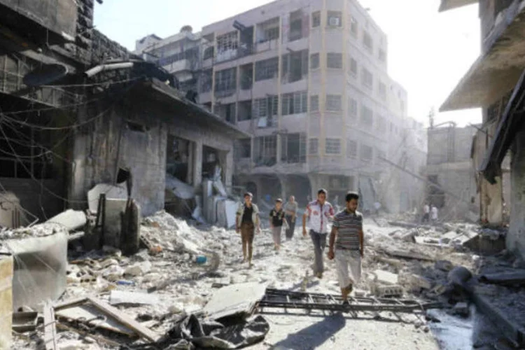 
	Aleppo: antigo centro comercial da S&iacute;ria &eacute; &uacute;ltima grande cidade sob controle dos rebeldes
 (REUTERS/Hosam Katan)