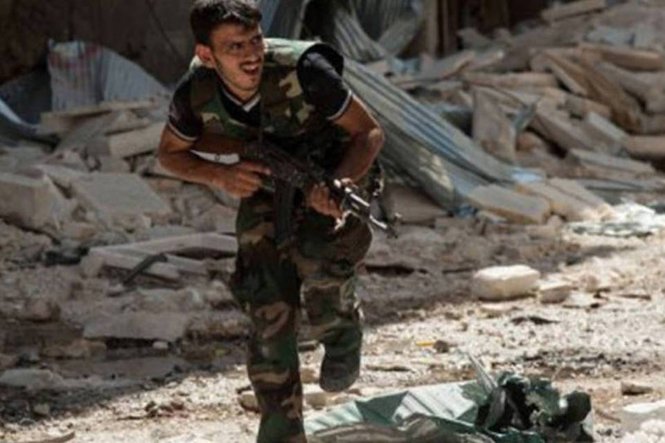 Confrontos entre tropas sírias e rebeldes ocorrem em Alepo