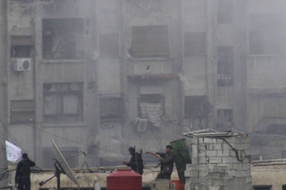 Atentado na Síria mata mais de 50, diz grupo pró-oposição