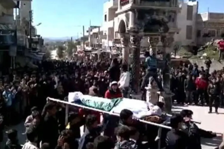 Ontem, os ataques das forças leais ao regime de Bashar al-Assad causaram mais de 150 mortes, segundo a oposição (AFP)