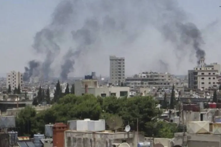 Explosão na Síria: escalada da violência preocupa os observadores da ONU (David Manyua/AFP)