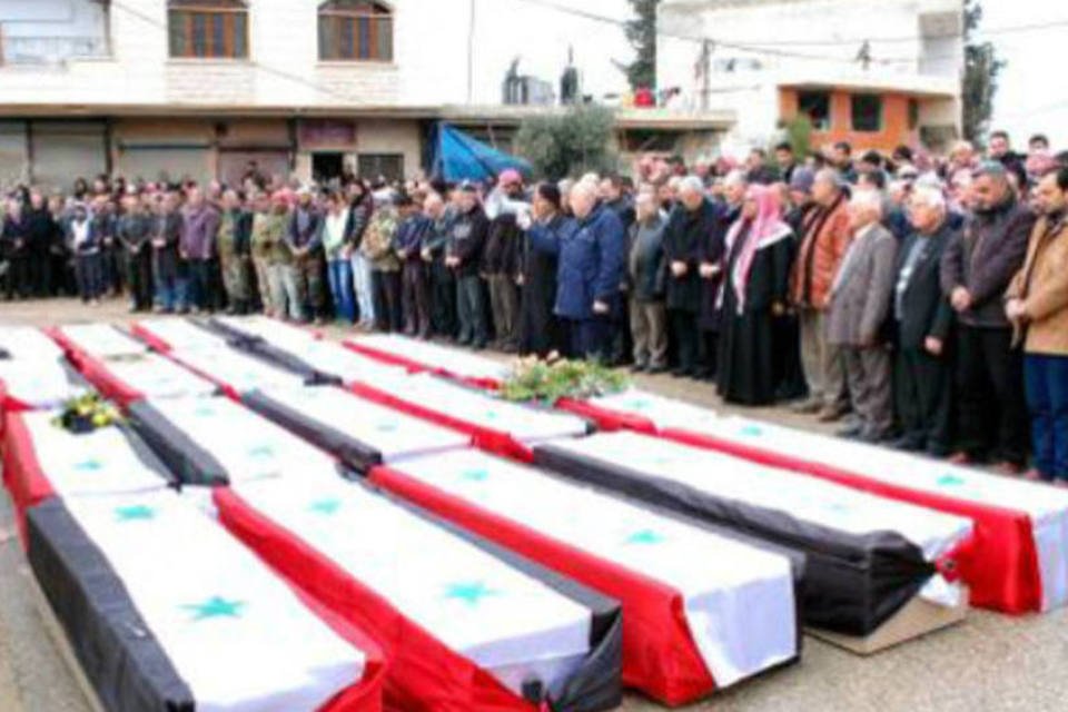 Conflito na Síria já soma mais de 150 mil mortes, diz ONG