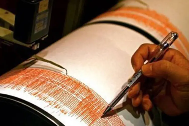 O terremoto, registrado a cerca de 14 quilômetros de profundidade, causou cortes de energia elétrica em algumas áreas da província
 (AFP)