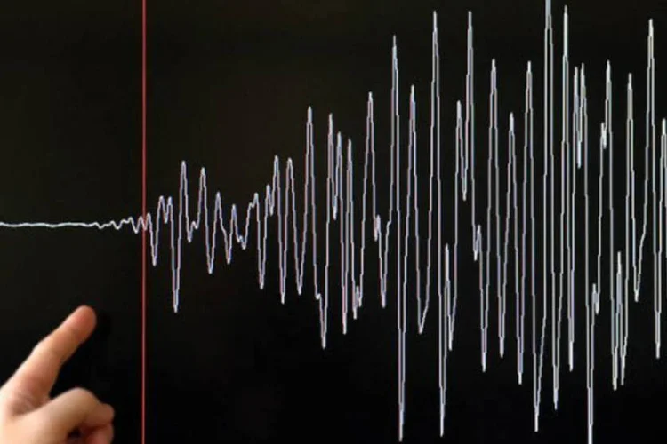 
	Sism&oacute;grafo mede intensidade de terremoto: tremores fortes s&atilde;o raros na Fran&ccedil;a
 (AFP / Frederick Florin)