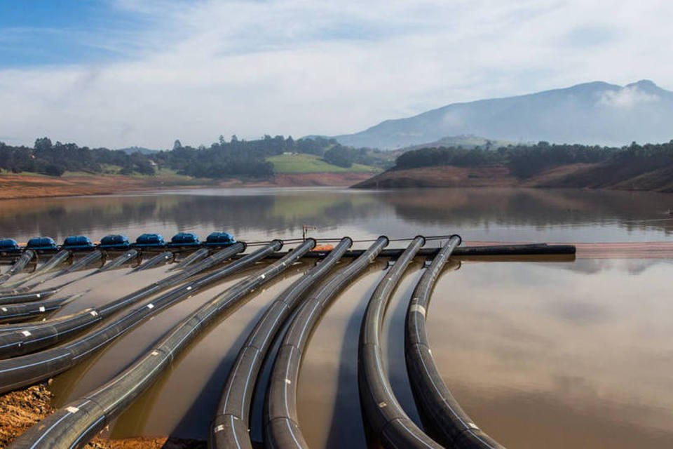 PCJ quer 1m³ de água por ano de atraso em obra de barragens
