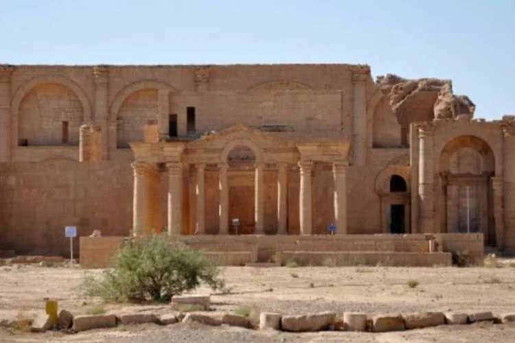 O sítio arqueológico de Hatra, no Iraque (HUBERT DEBBASCH/AFP)