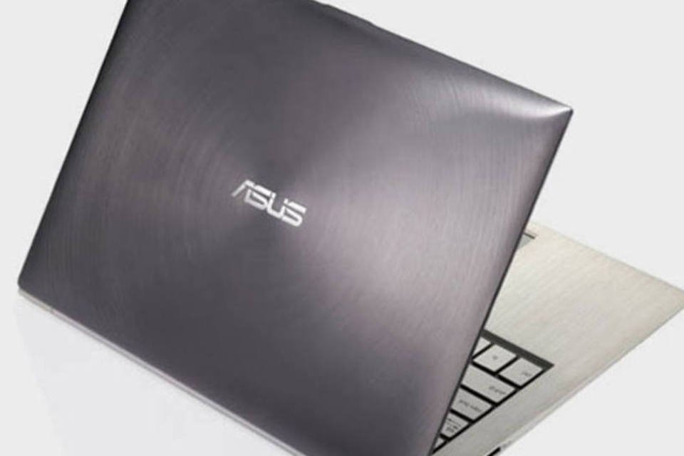 Toshiba negocia venda do negócio de computadores para Asus