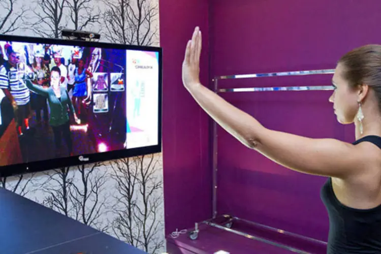 Digital Look: tecnologia permite que uma pessoa prove, virtualmente, uma roupa e mostra até o movimento do tecido no corpo (Creapix Tecnologia Criativa)