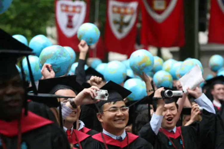 Muitos bilionários passaram por Harvard (Robert Spencer/ Getty Images)