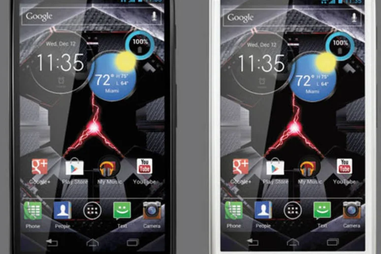 
	RAZR HD: Quem adquirir o device antes da implanta&ccedil;&atilde;o das redes 4G poder&aacute; us&aacute;-lo com o servi&ccedil;o 3G Max (HSPA+)
 (Motorola)