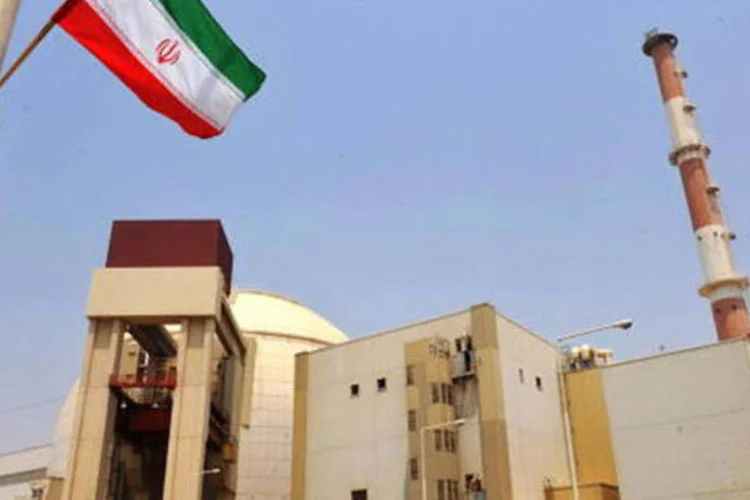 
	Usina nuclear no Ir&atilde;: enquanto transcorrerem negocia&ccedil;&otilde;es, programa nuclear iraniano seguir&aacute; com suas opera&ccedil;&otilde;es limitadas em troca da libera&ccedil;&atilde;o de bilh&otilde;es de d&oacute;lares
 (Getty Images)