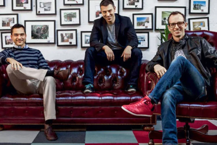 
	Os fundadores do site Airbnb: segundo os analistas da Morgan Stanley, as companhias de viagem t&ecirc;m muito mais a perder do que os hot&eacute;is em rela&ccedil;&atilde;o ao Airbnb
 (Divulgação)