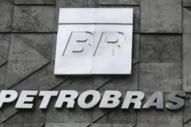 
	Petrobras: &ldquo;a Petrobras refuta qualquer alega&ccedil;&atilde;o de tentativa de impedir o regular prosseguimento das investiga&ccedil;&otilde;es&quot;
 (Tânia Rêgo/Agência Brasil)