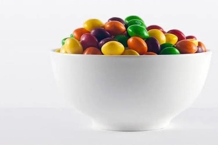 Skittles: “Skittles são doces. Refugiados são pessoas. Não sentimos que foi apropriada sua analogia", publicou a empresa (Divulgação)