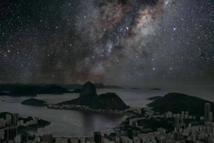 Rio de Janeiro, da série Darkened Cities, por Thierry Coheno  (Divulgação)