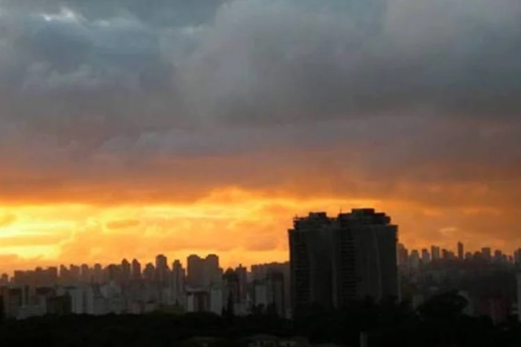 Skyline de SP ao entardecer: segundo o secretário de Meio Ambiente, o estado paulista está passo-a-passo colocando o "ambientalismo em "ação".  (.)