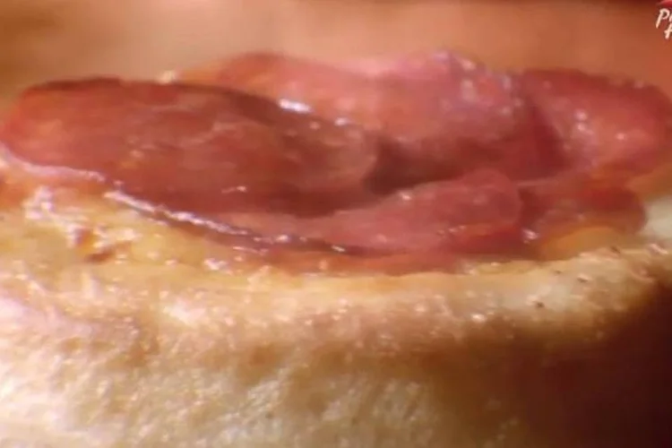 70 gramas: as novas pizzas individuais são a nova aposta da Pizza Hut para o Brasil (Reprodução/Pizza Hut)